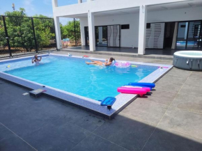 villa à louer avec piscine